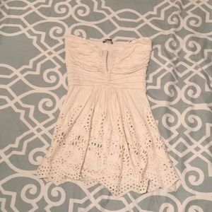 White sky tube top lace accents L
